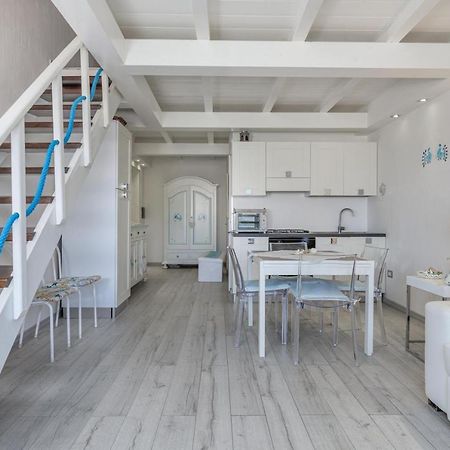 Giglio Apartment Vista Mare E Parcheggio Privato Porto Rotondo Eksteriør bilde