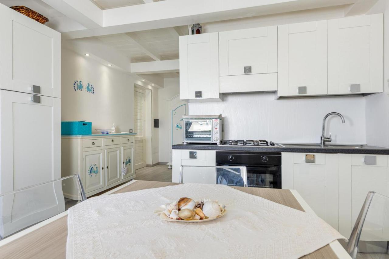 Giglio Apartment Vista Mare E Parcheggio Privato Porto Rotondo Eksteriør bilde